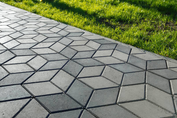 Best Driveway Resurfacing Pavers  in Trenton, IL