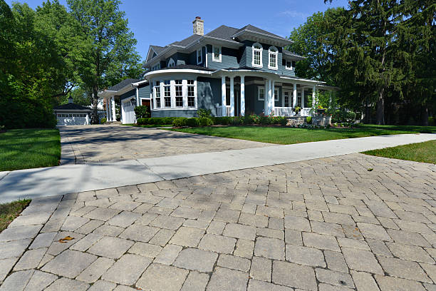 Best Affordable Driveway Pavers  in Trenton, IL